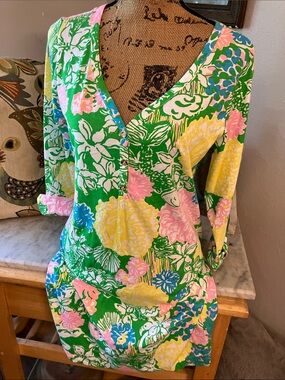 Lilly Pulitzer Green Floral Tunic with Pink & Yellow Accents